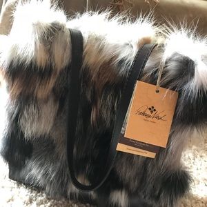 GORGEOUS NEW “PATRICIA NASH” SATCHEL PURSE W TAGS